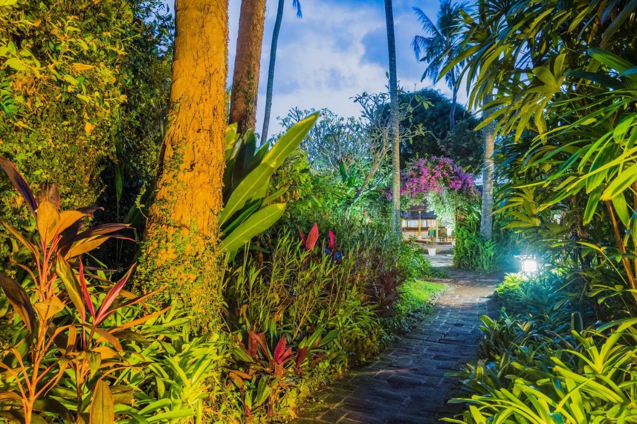 The Water Garden Hotel 3*