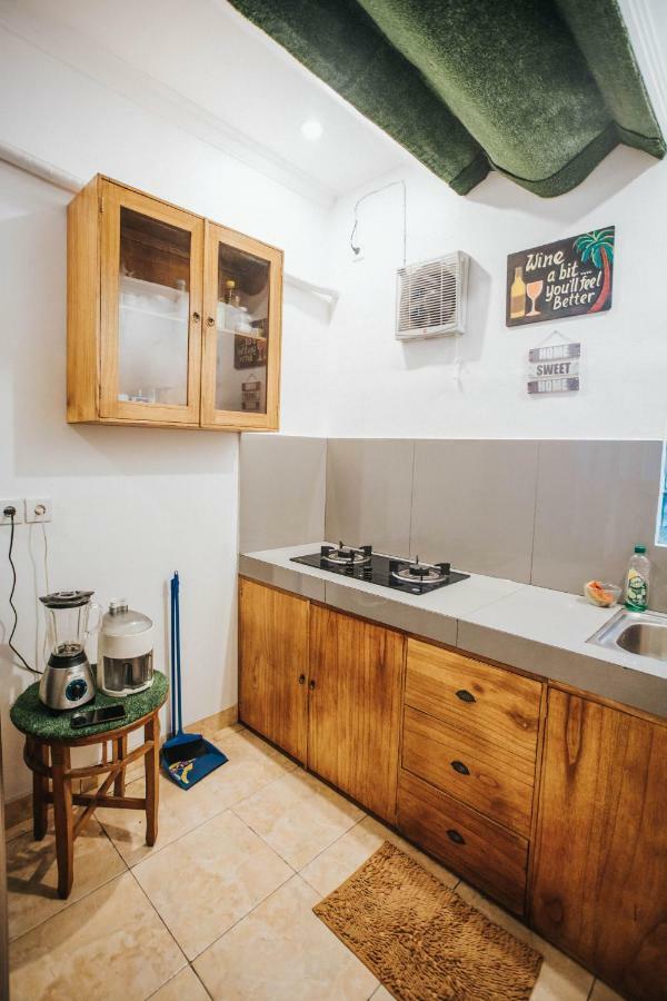 Dong Jegeg Guest house *