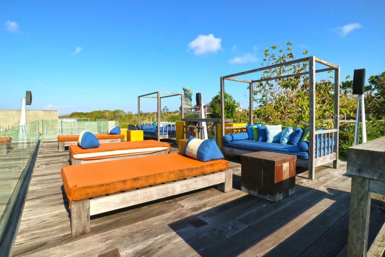 Tigadis Villa Ungasan (Bali)