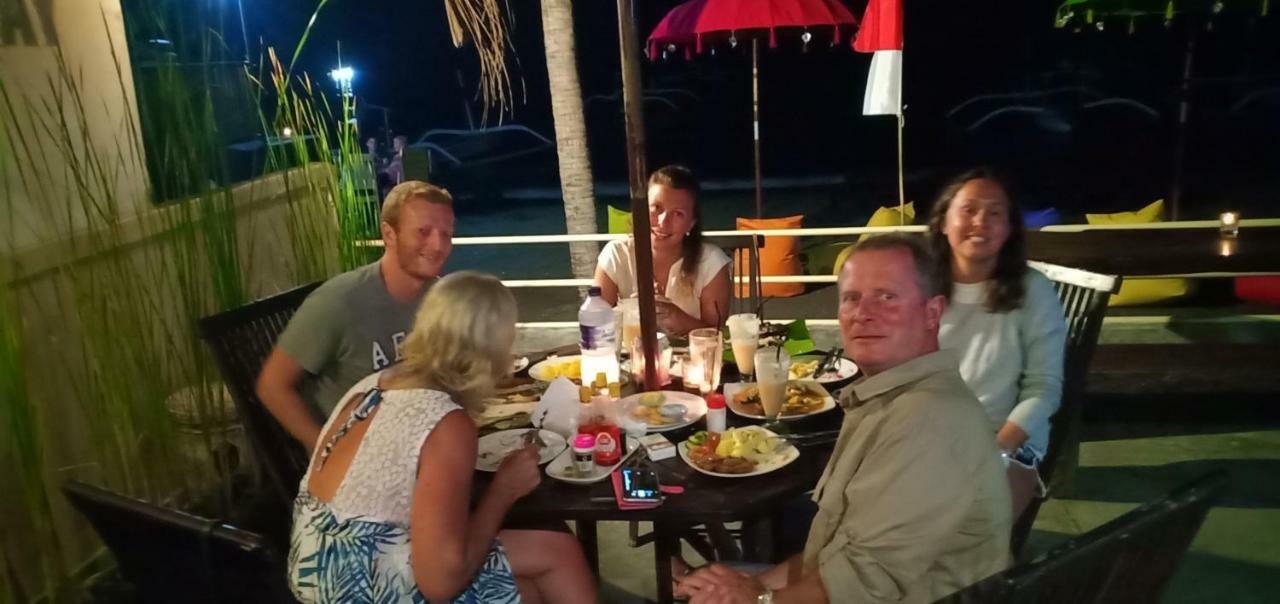 Gede Homestay Lovina (Bali)