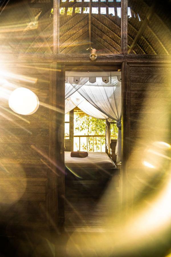 Lodge Vertical House Bali