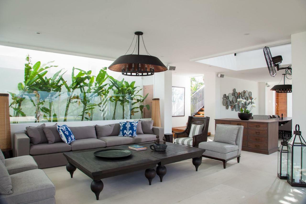 The Palm House Villa