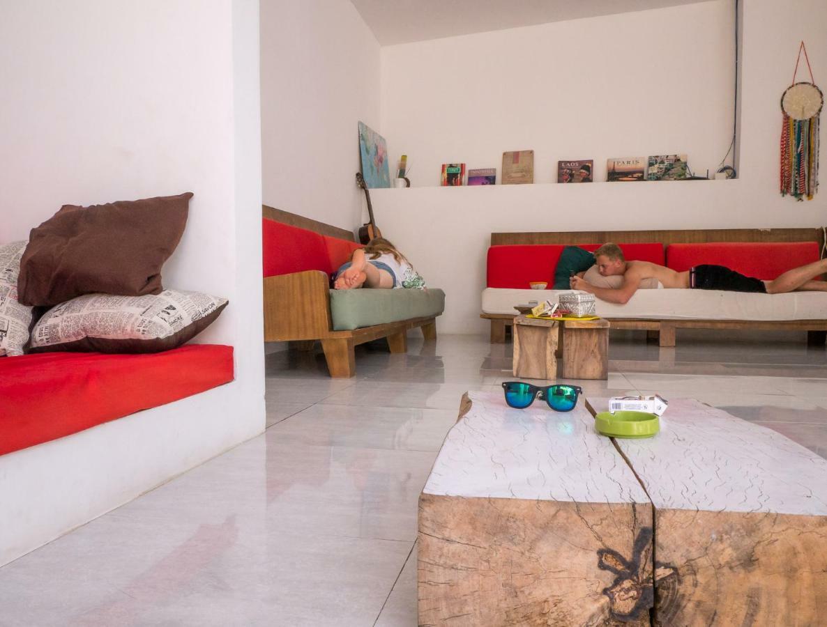 Hostel La Boheme *