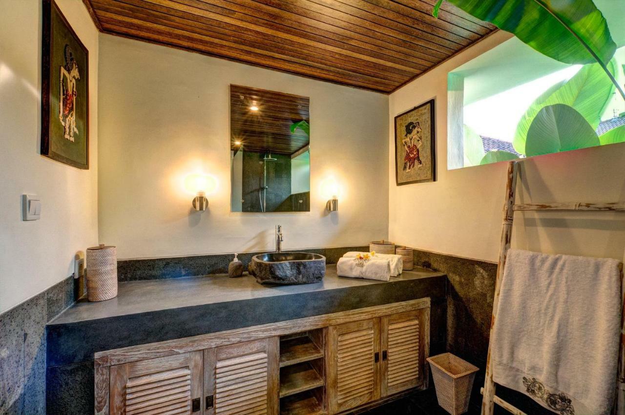 Santi Villa Seminyak (Bali)