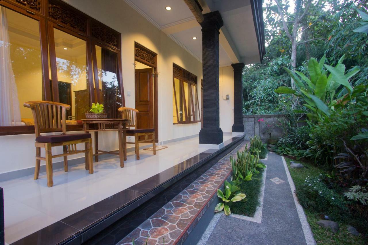 Taman Puspa Homestay *