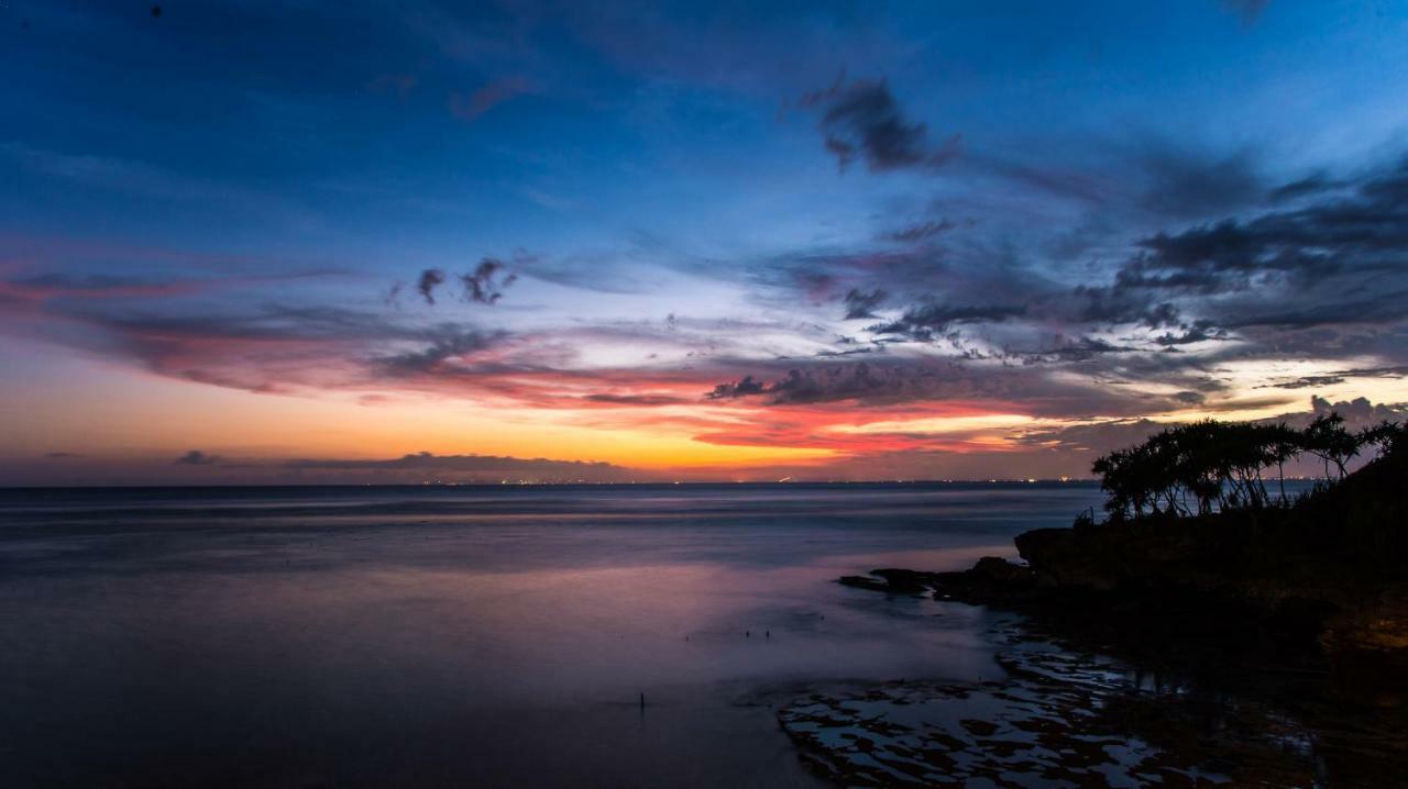 Taman liburan Ombak Bay