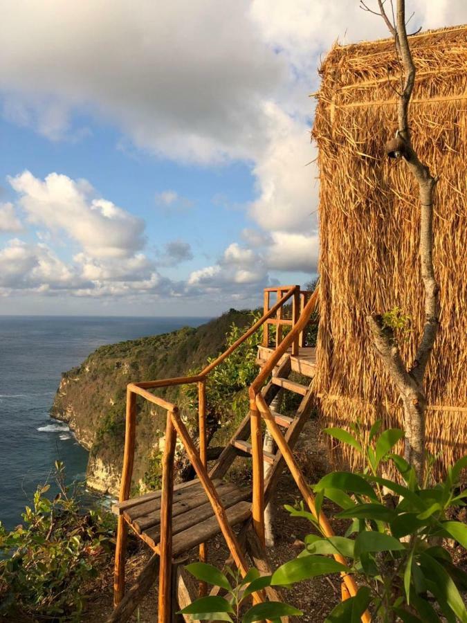 Eco-tourist Dreamstay Treehouse * Tanglad