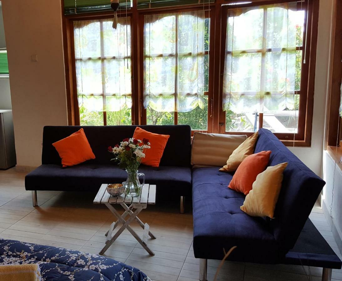 Lumbalumba Hotel Lovina (Bali)