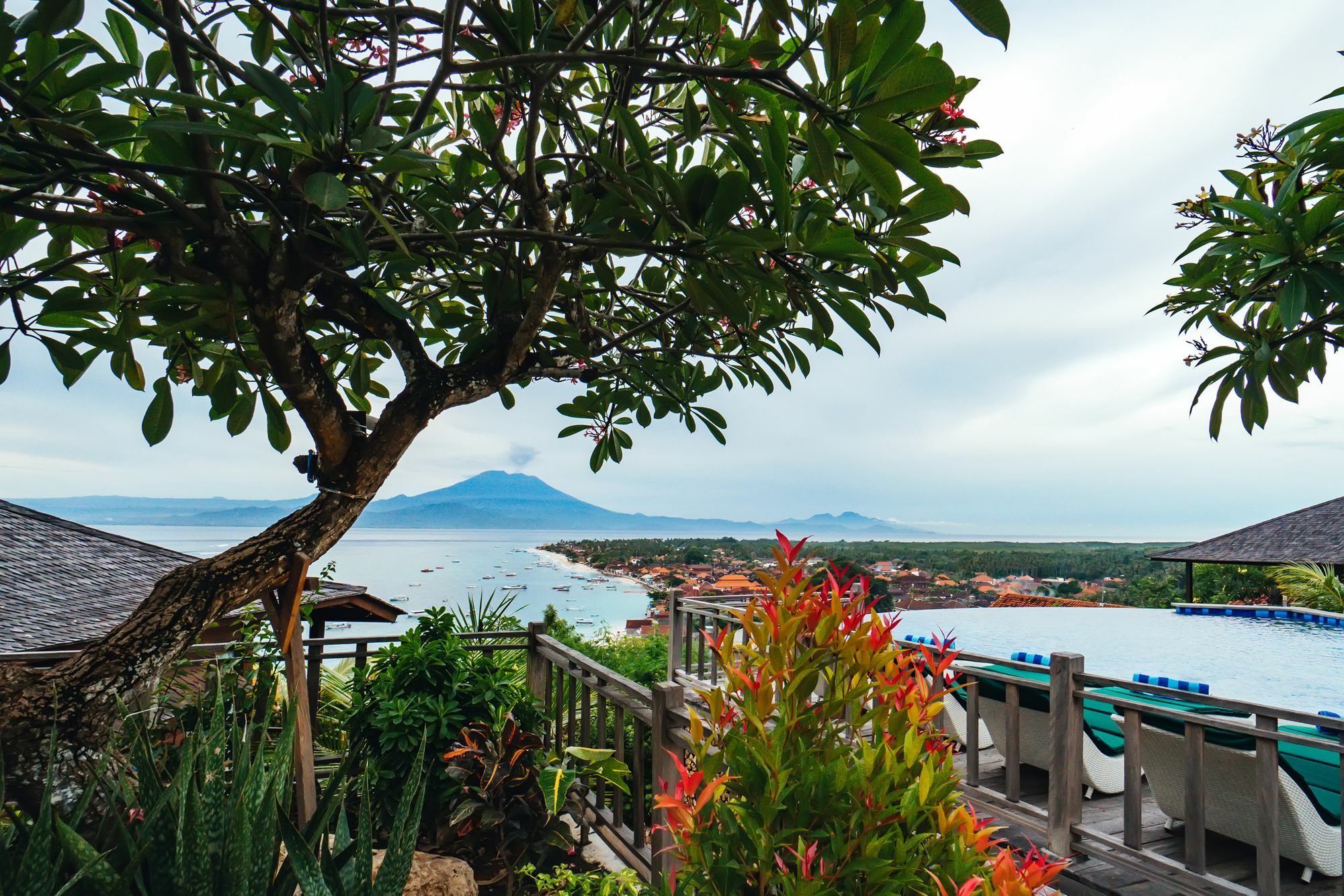 Jenggala Hill Holiday park 4*