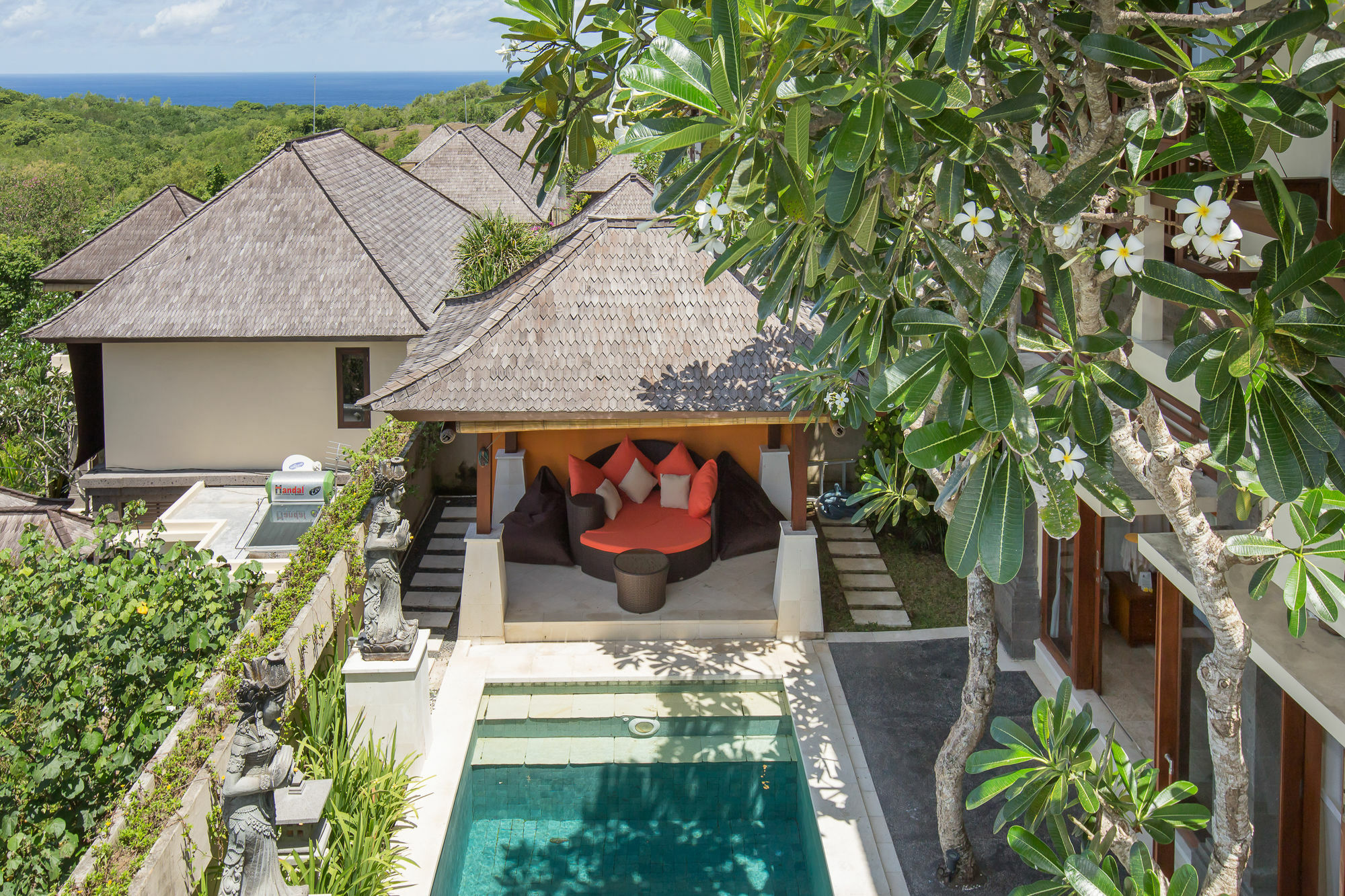 Lidwina By Nagisa Bali Villa Uluwatu (Bali)