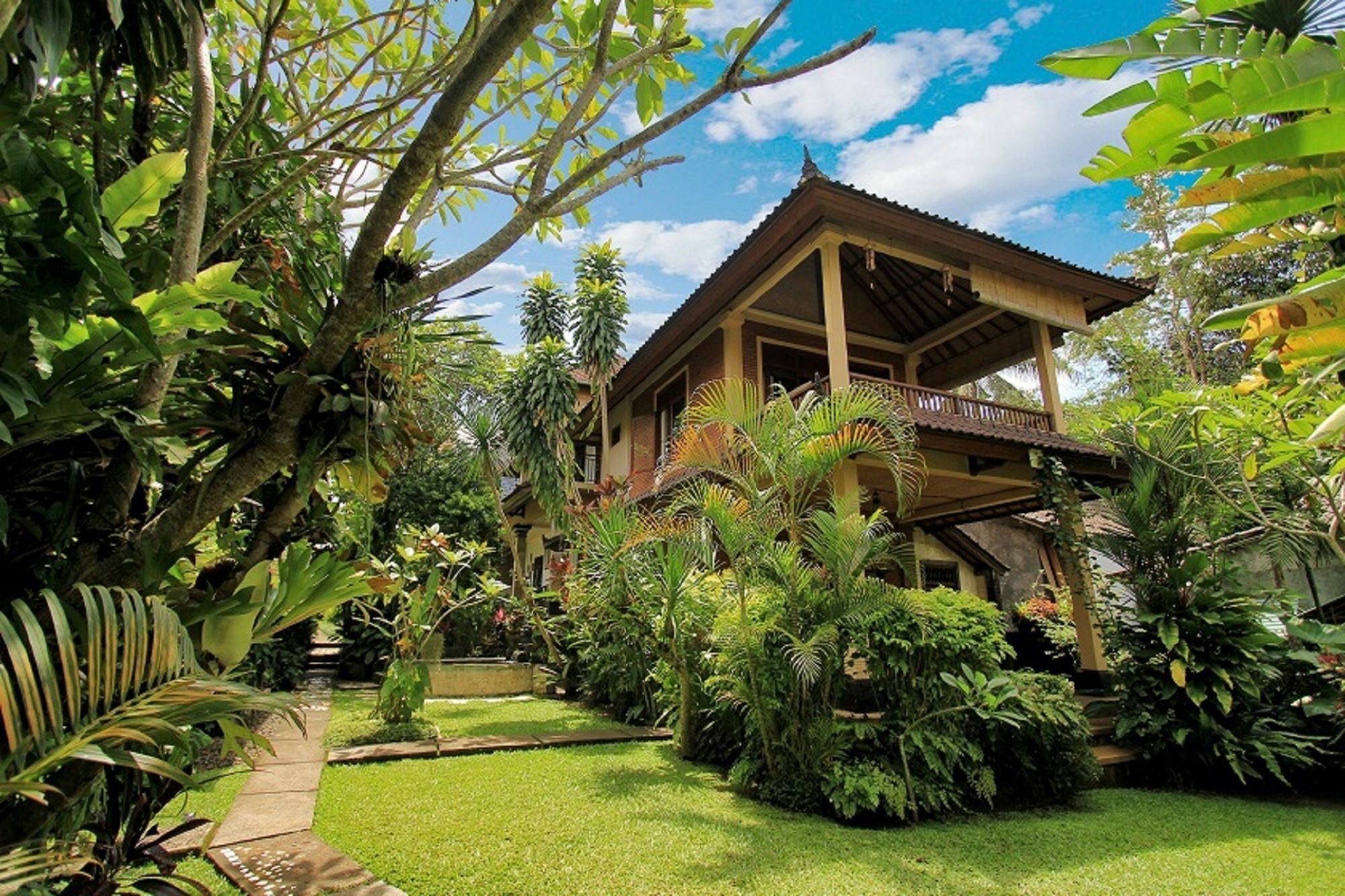 Ben's Homestay *