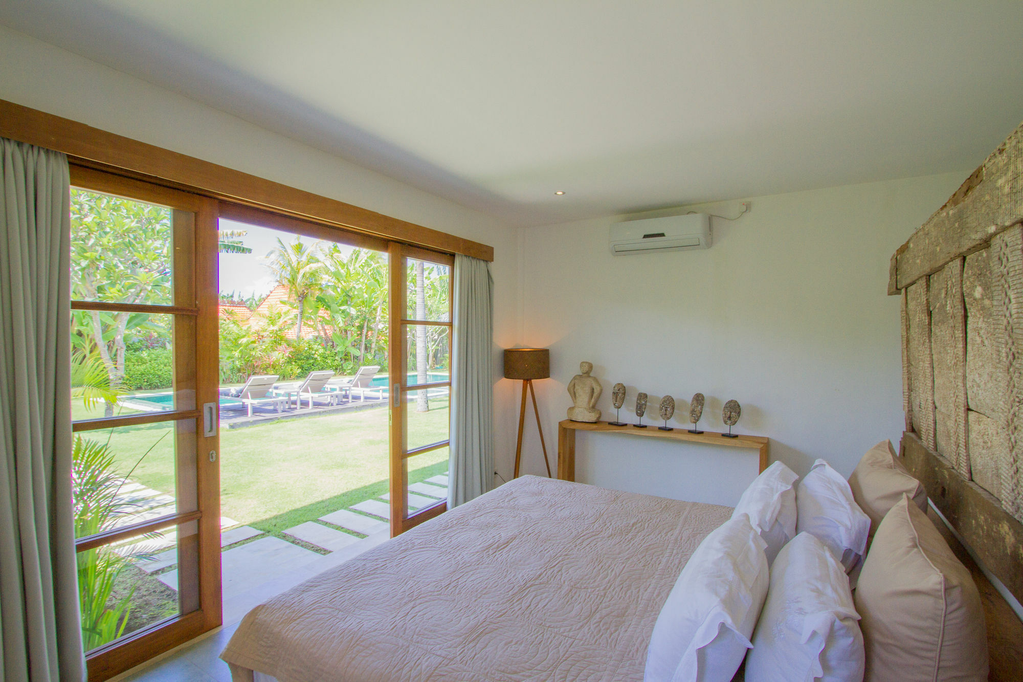 Senara Villa