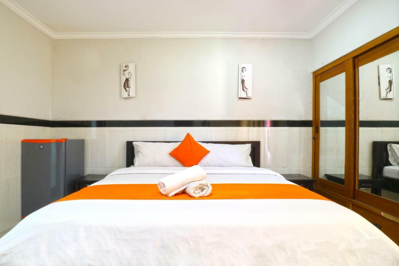 Wisma tamu Rena Segara House Kuta