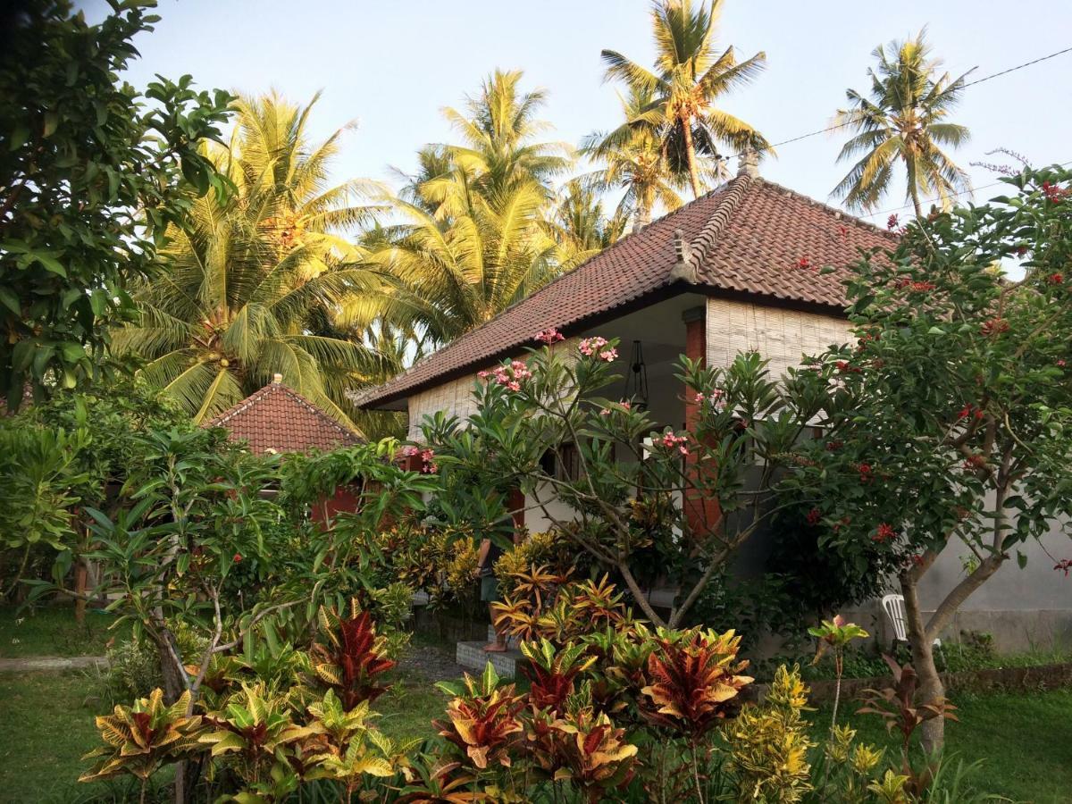 Bali Segara Lestari Oceanfront * Tejakula