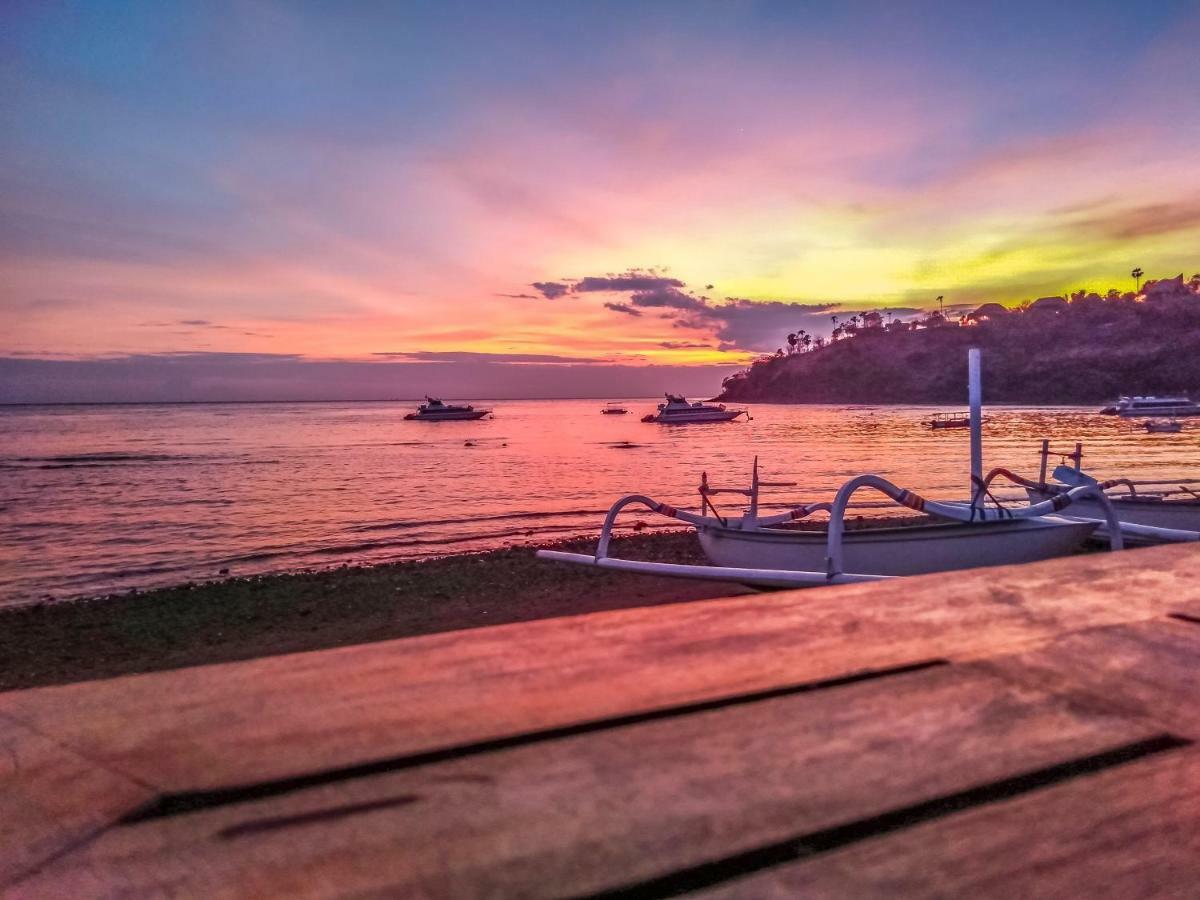 Sunrise Cafe *