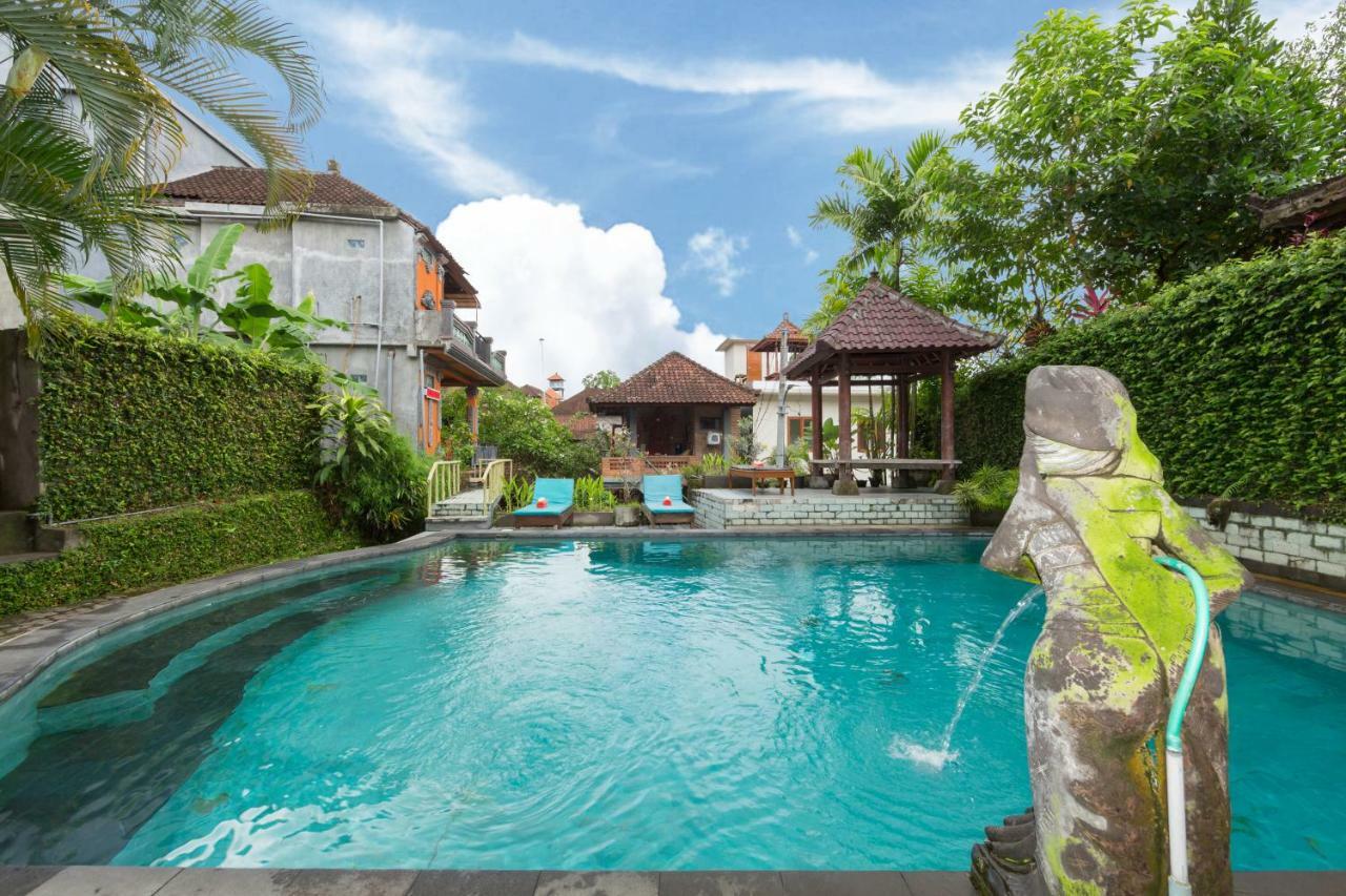 Sayong House Guest house 2*