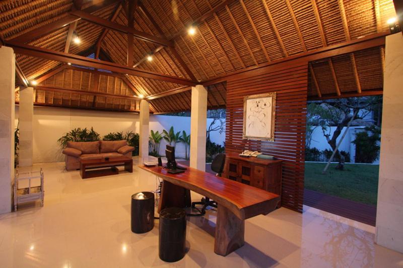 Villa Askara