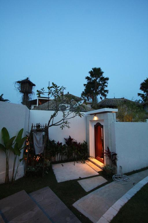 Askara Villa *