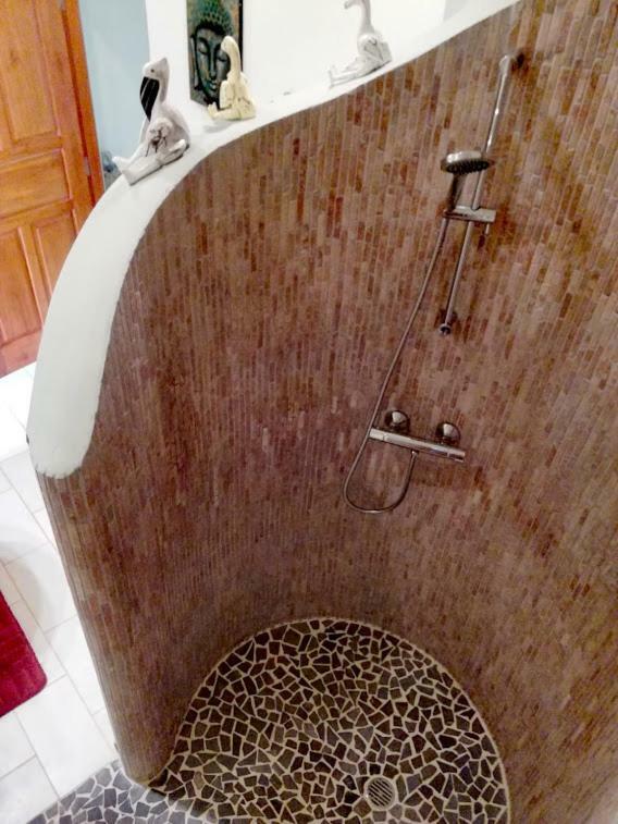 Cantik Sambirenteng Bed & Breakfast Gretek