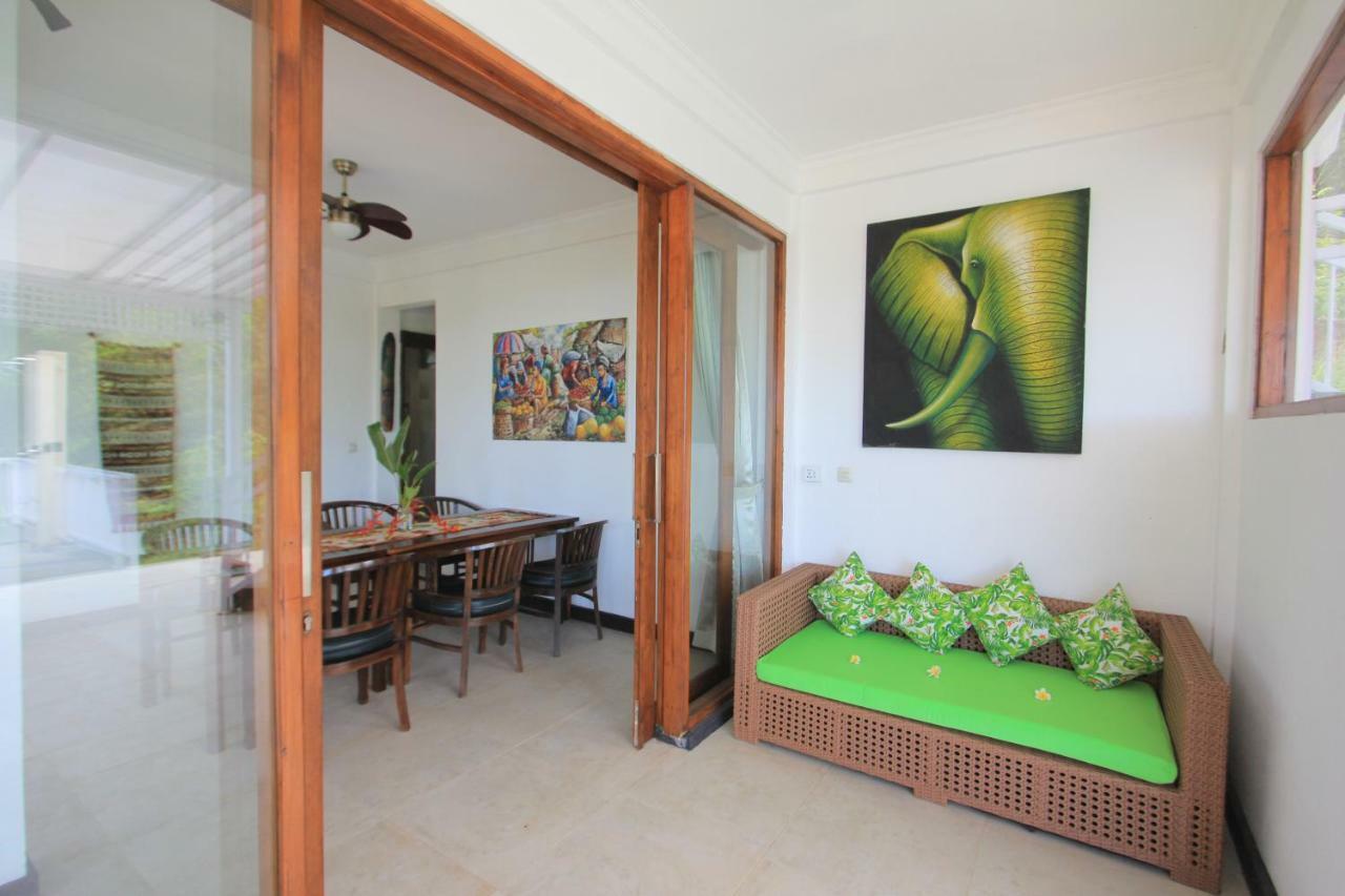 Villa Rinisha Rumah Senja Temukus Lovina (Bali)