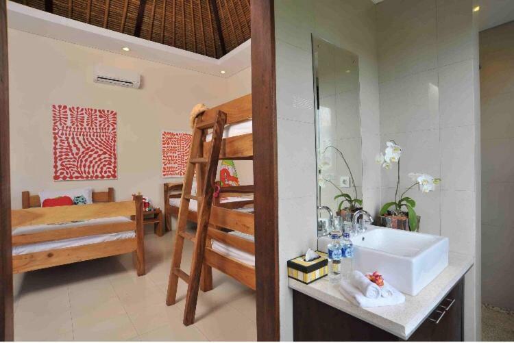Indah Balangan Villa Jimbaran (Bali)