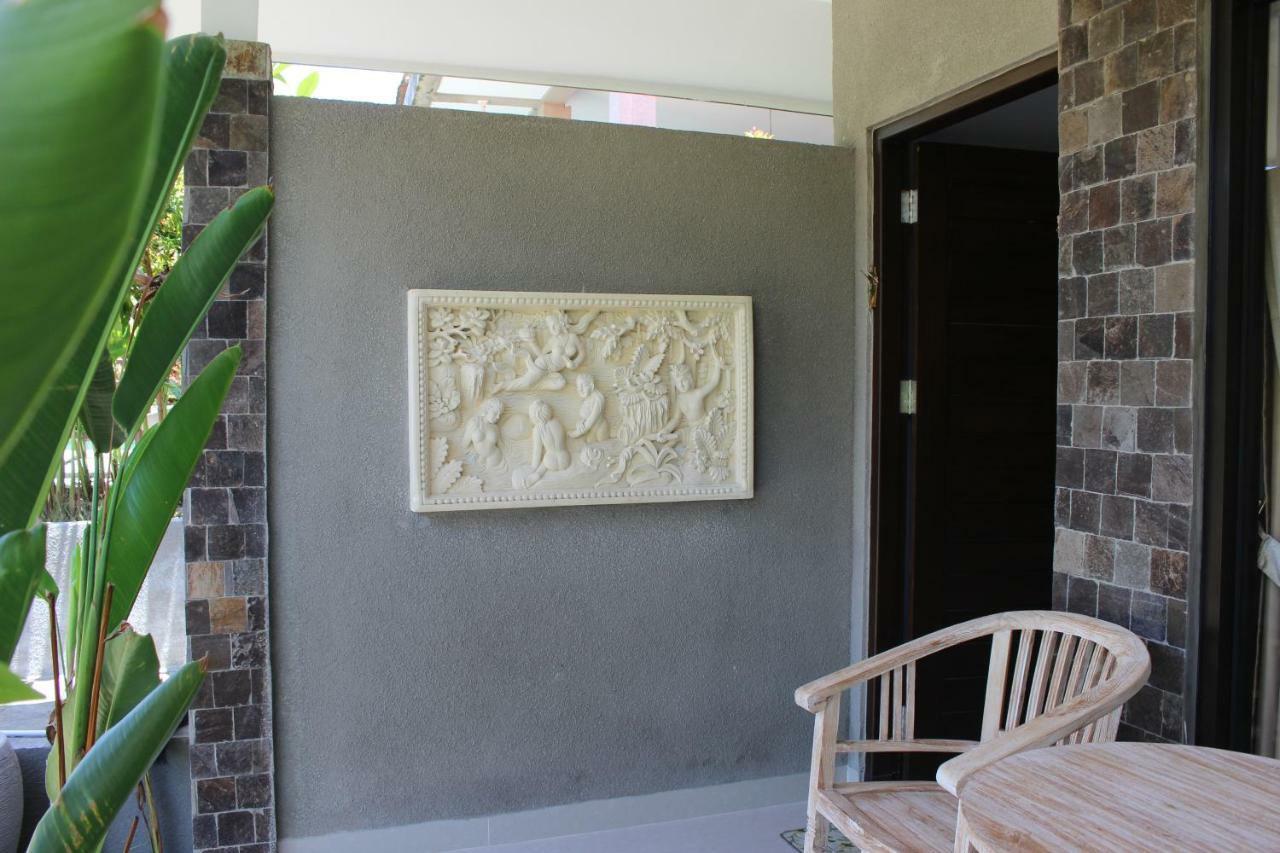 Paranyogan 2* Uluwatu (Bali)