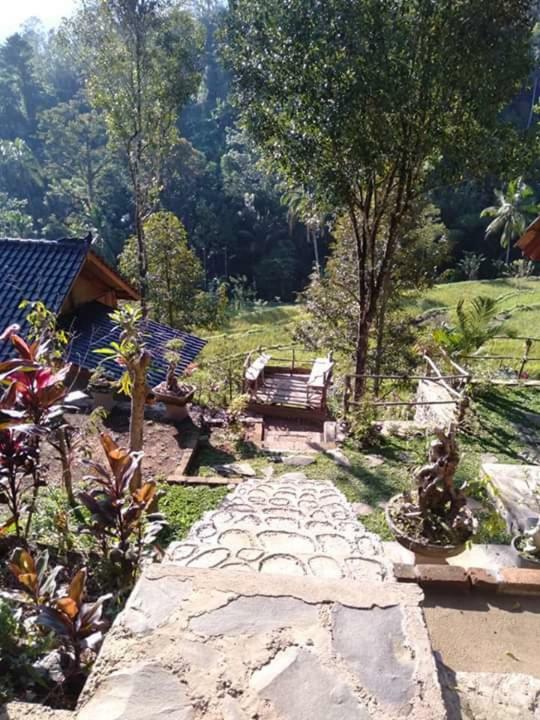 Homestay Friendly Lemukih *