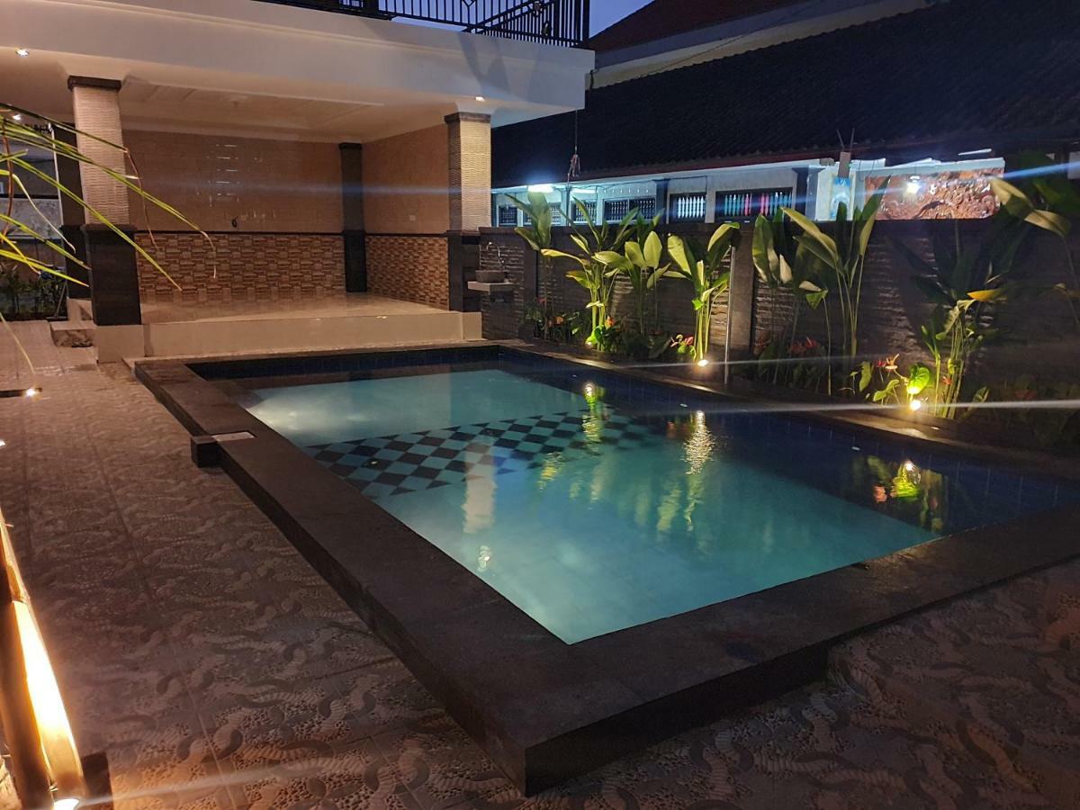 Wana Kubu Kuta (Bali)
