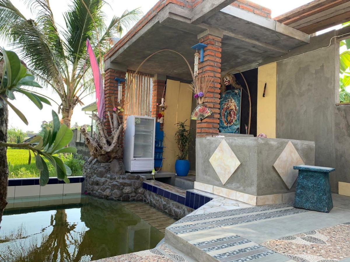Apollo Hostel