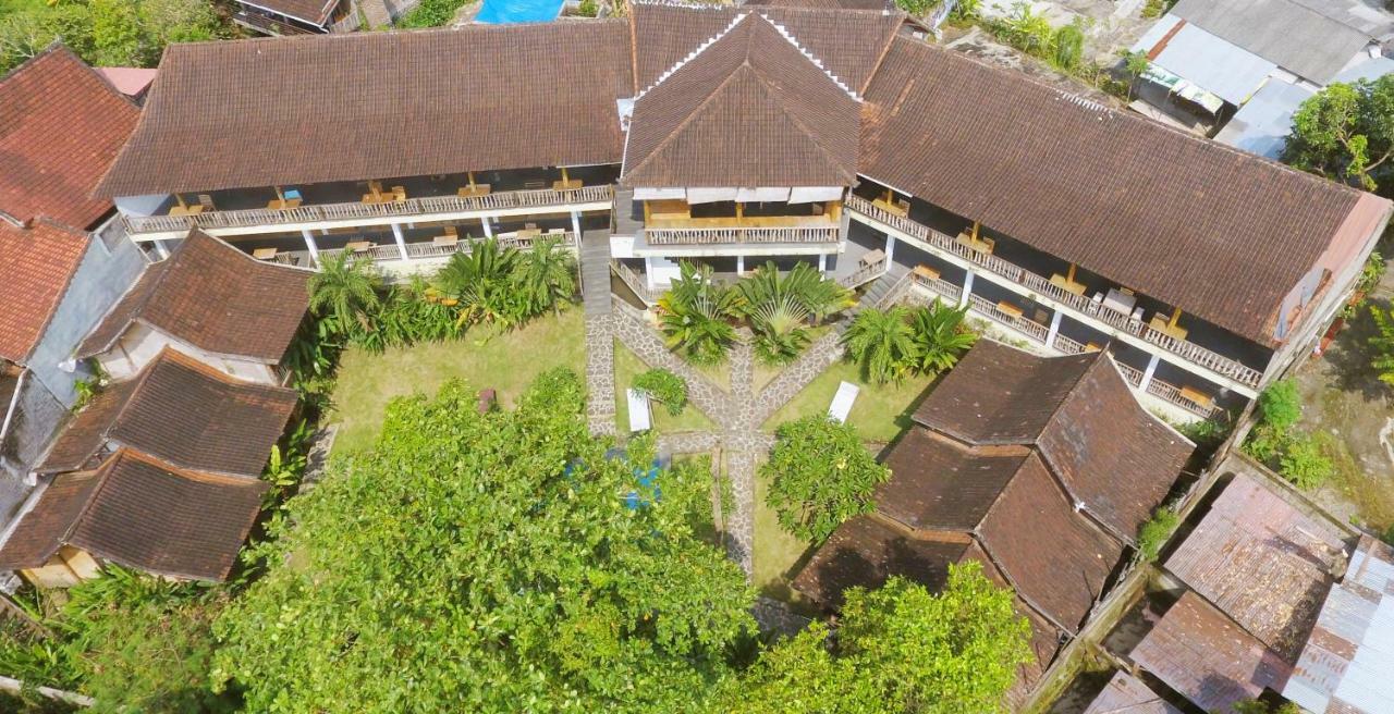 Homestay Surya Abadi 1 *