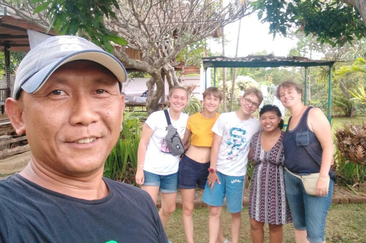 Esa Di Kubu Homestay Singaraja (Bali)