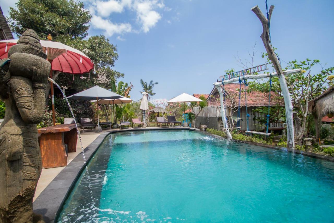 The Dafish Ceningan Ceningan Island