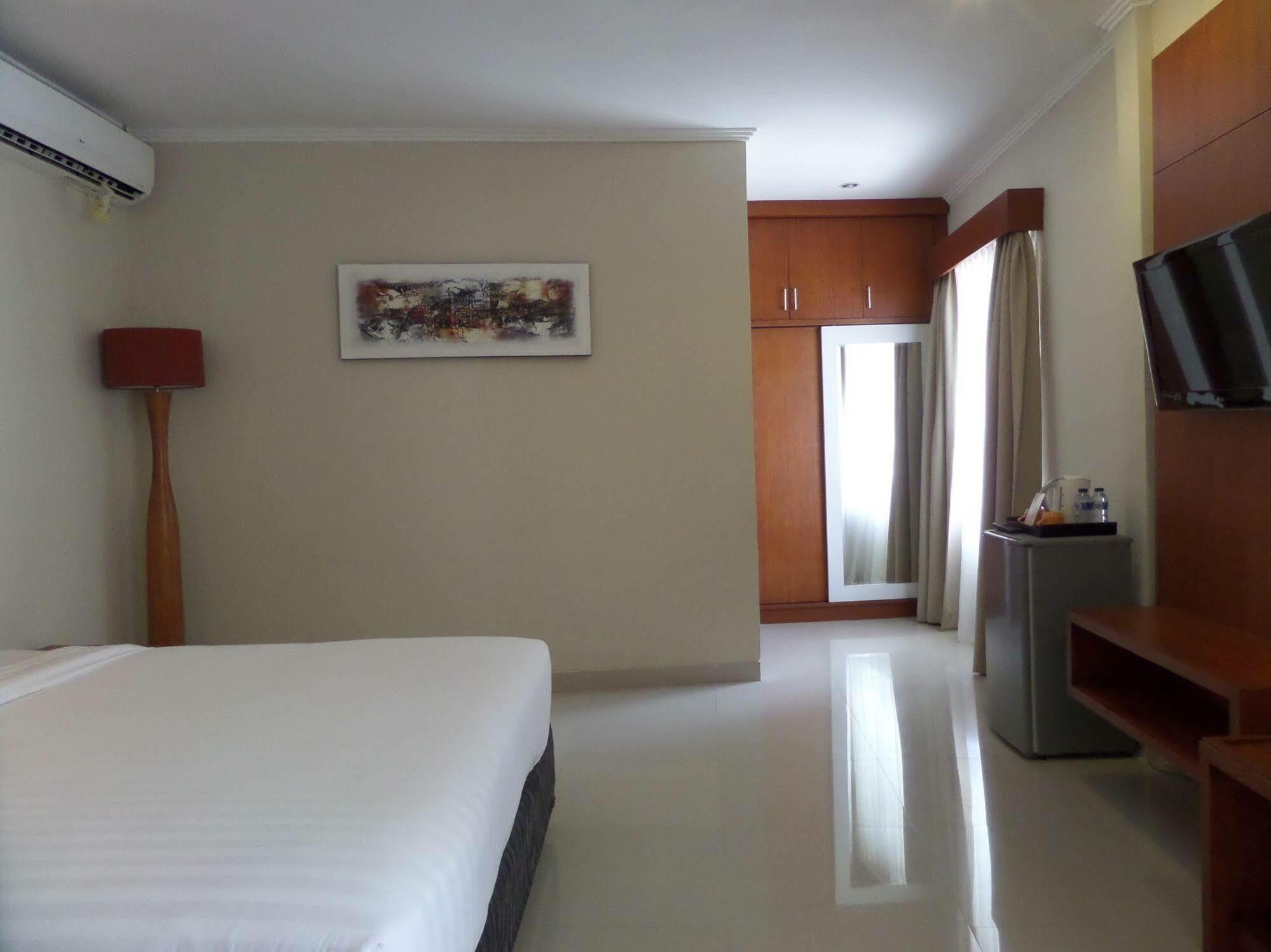 Svarna Hotel