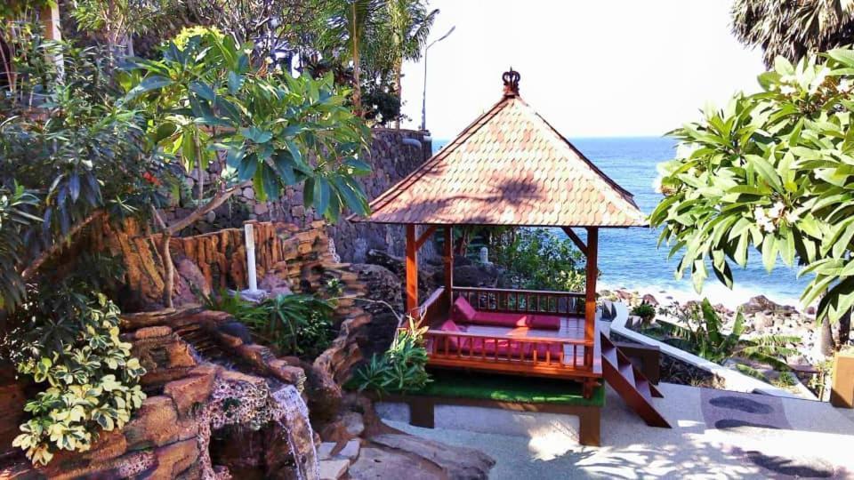 Gili Pesona Villa *