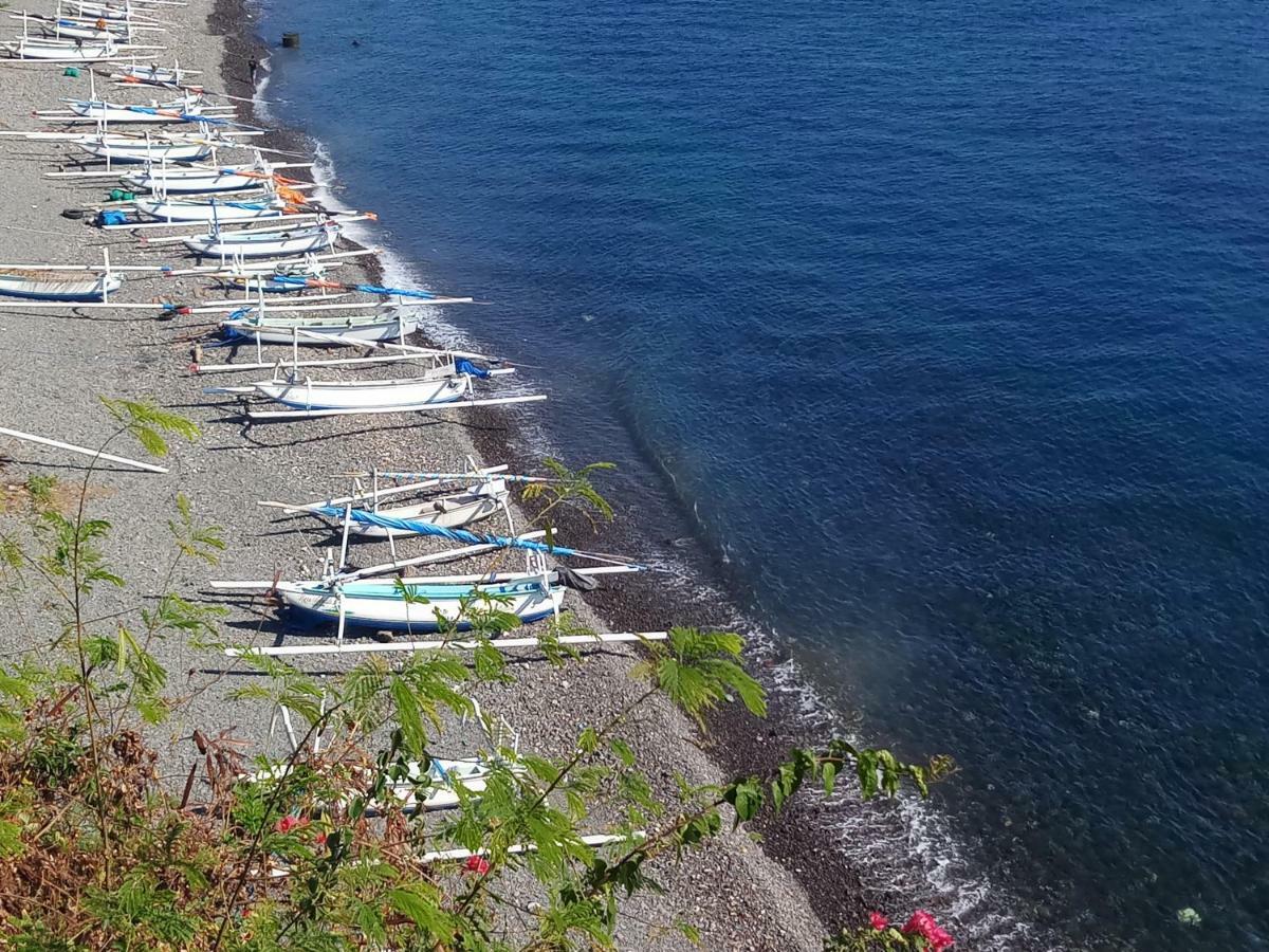 Waenis Sunset View And Restaurant, Amed, Bali Amed (Bali)