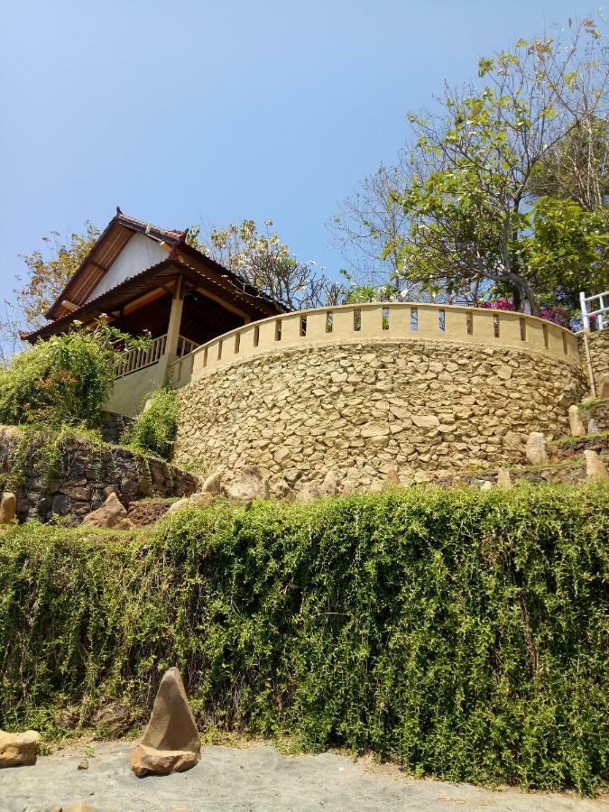 Stairway To Heaven And Restaurant Amed (Bali)