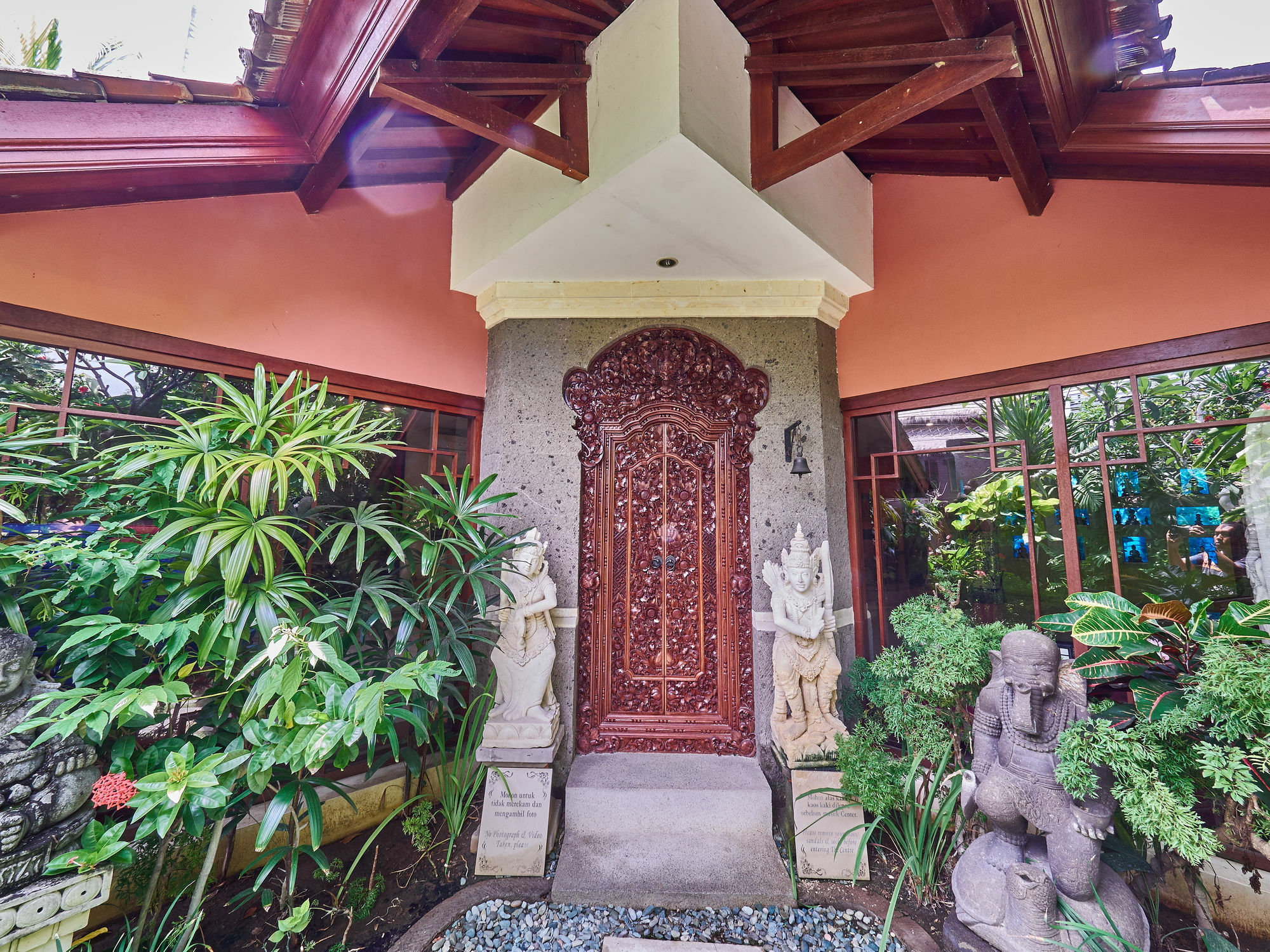 Al-isha Dharamshala Hotel Kuta (Bali)
