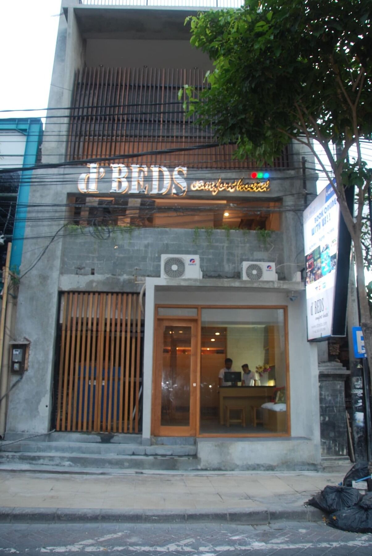 Dbeds Kuta *