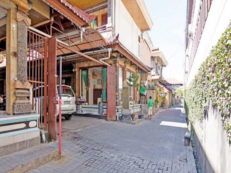 Segara Sadhu Apartment *