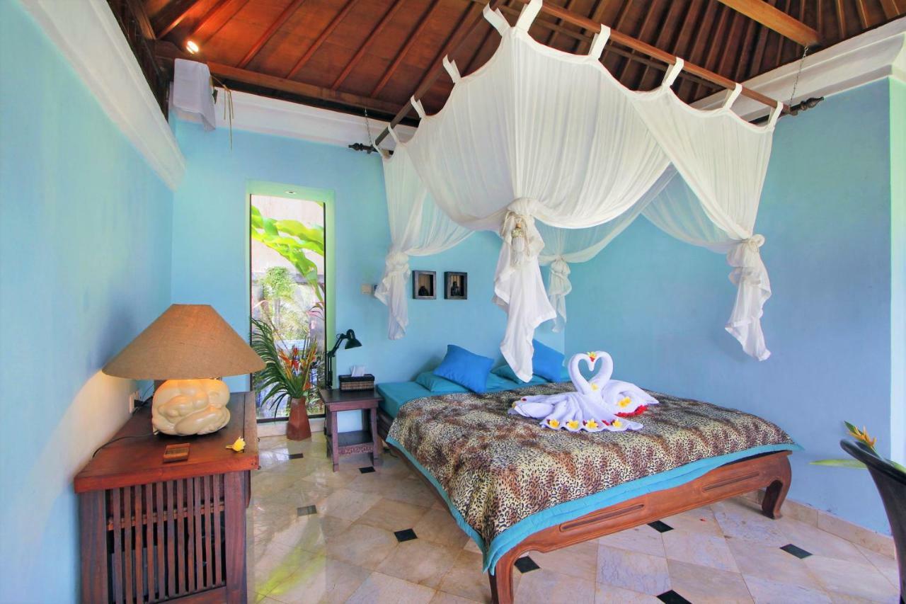 The Mahogany Ubud Villa *