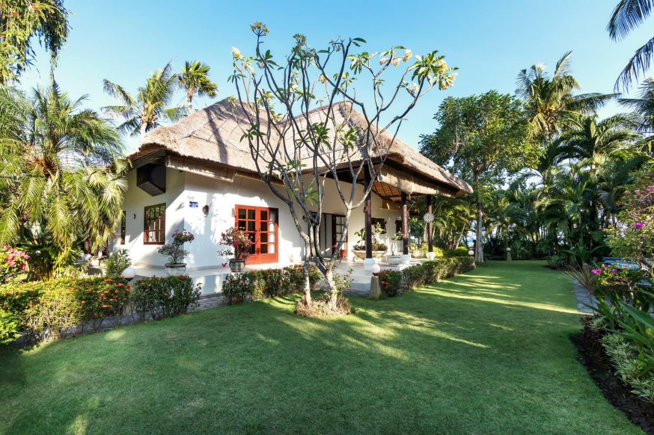 Villa Bahagia Bali Lovina (Bali)