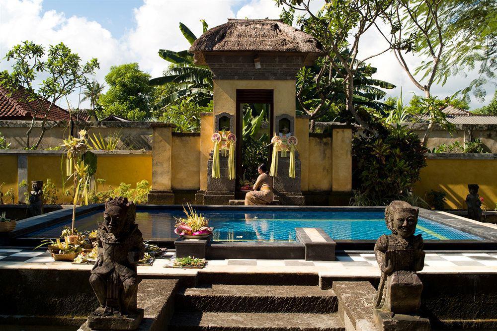 Rumah Bali 4*