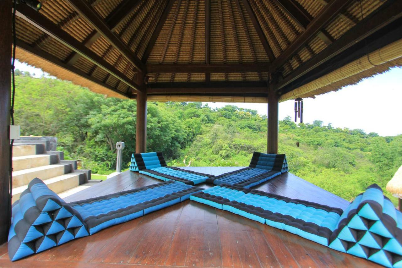 Villa Rinisha Rumah Senja Temukus Lovina (Bali)