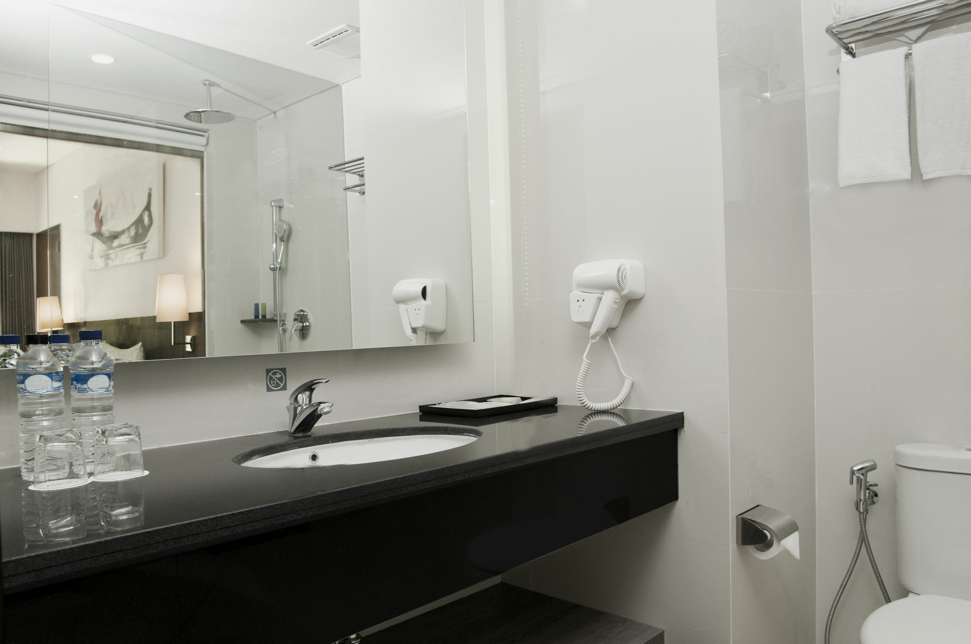 Aston Canggu Hotel 4*