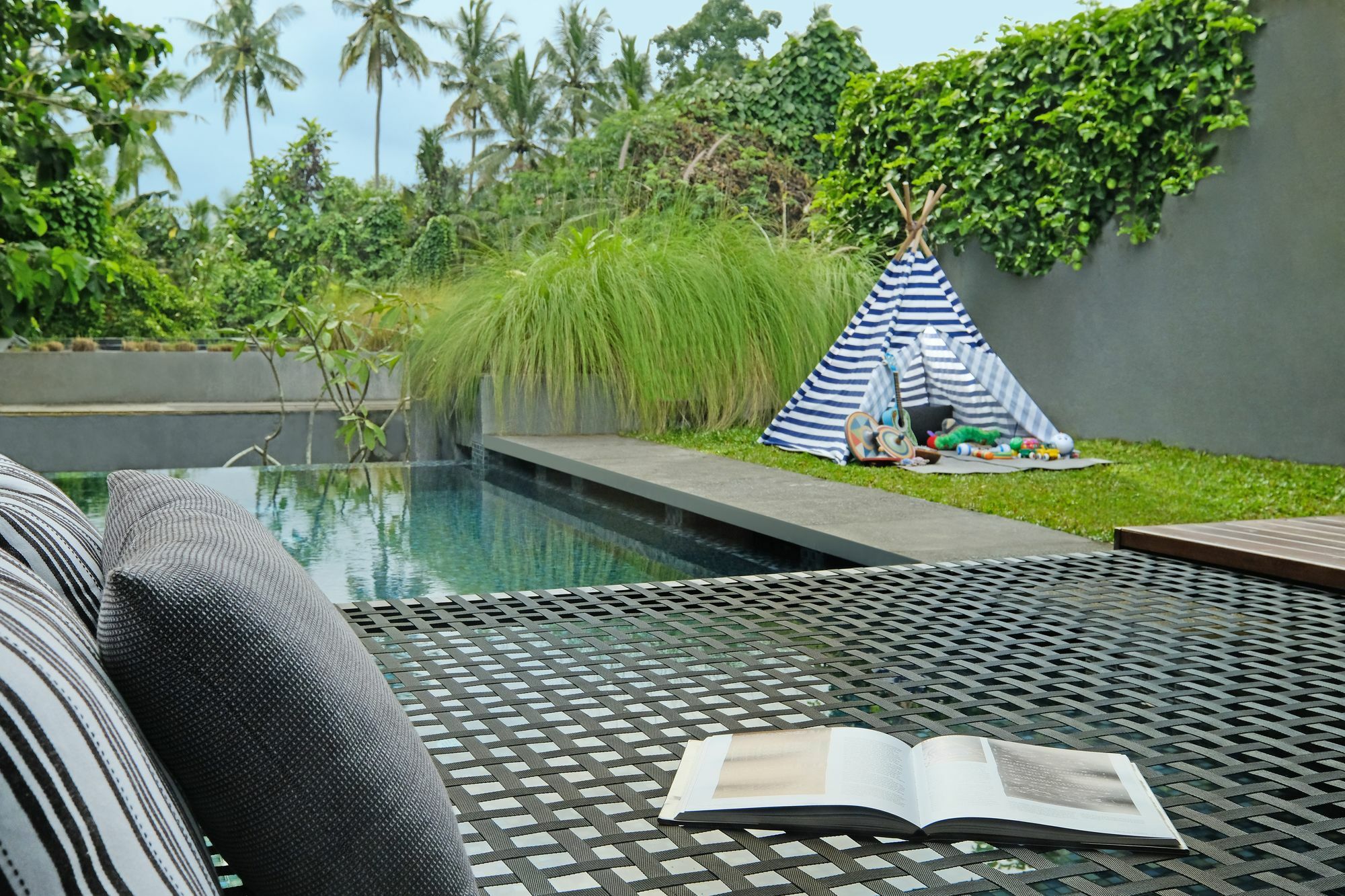 Origin * Ubud (Bali)