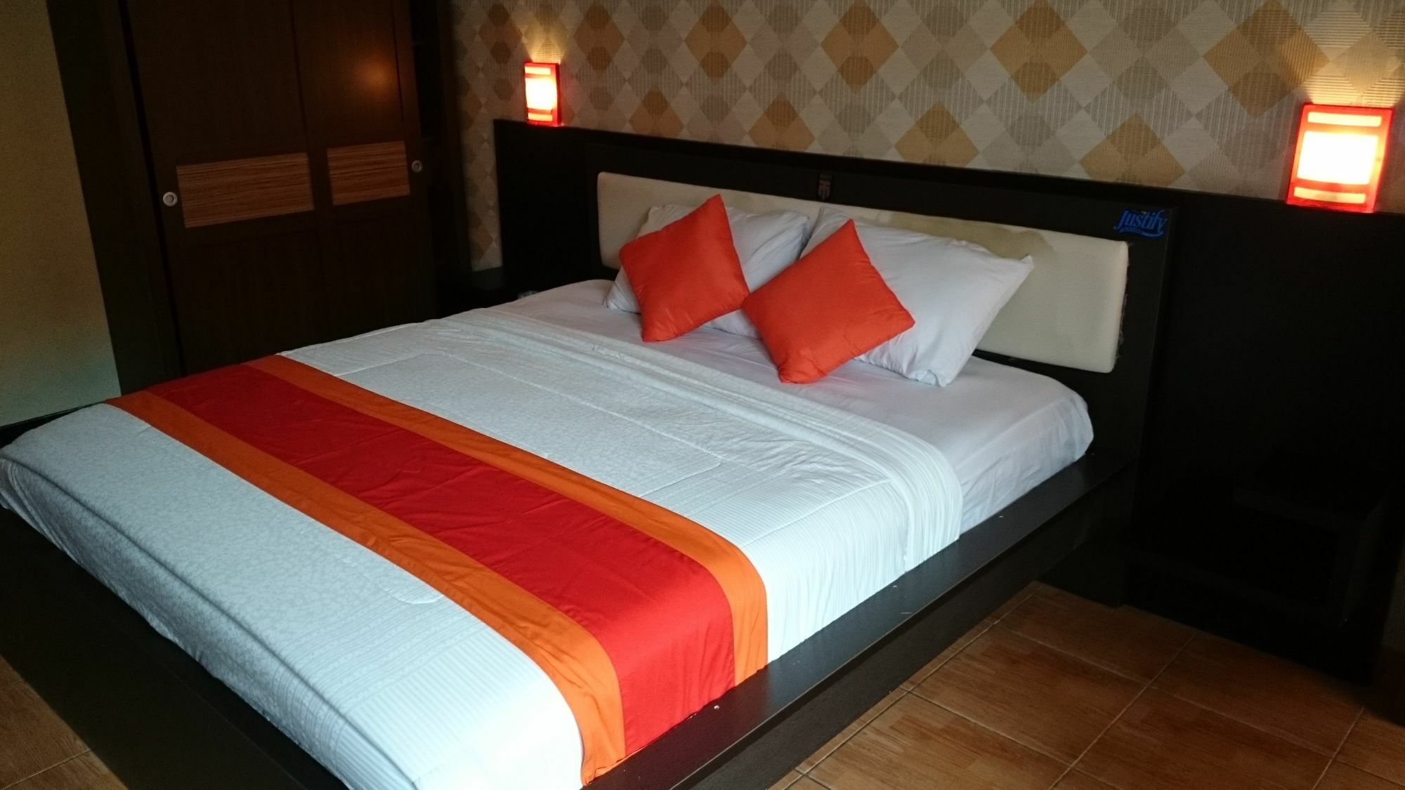 Wisma tamu Agus 2*