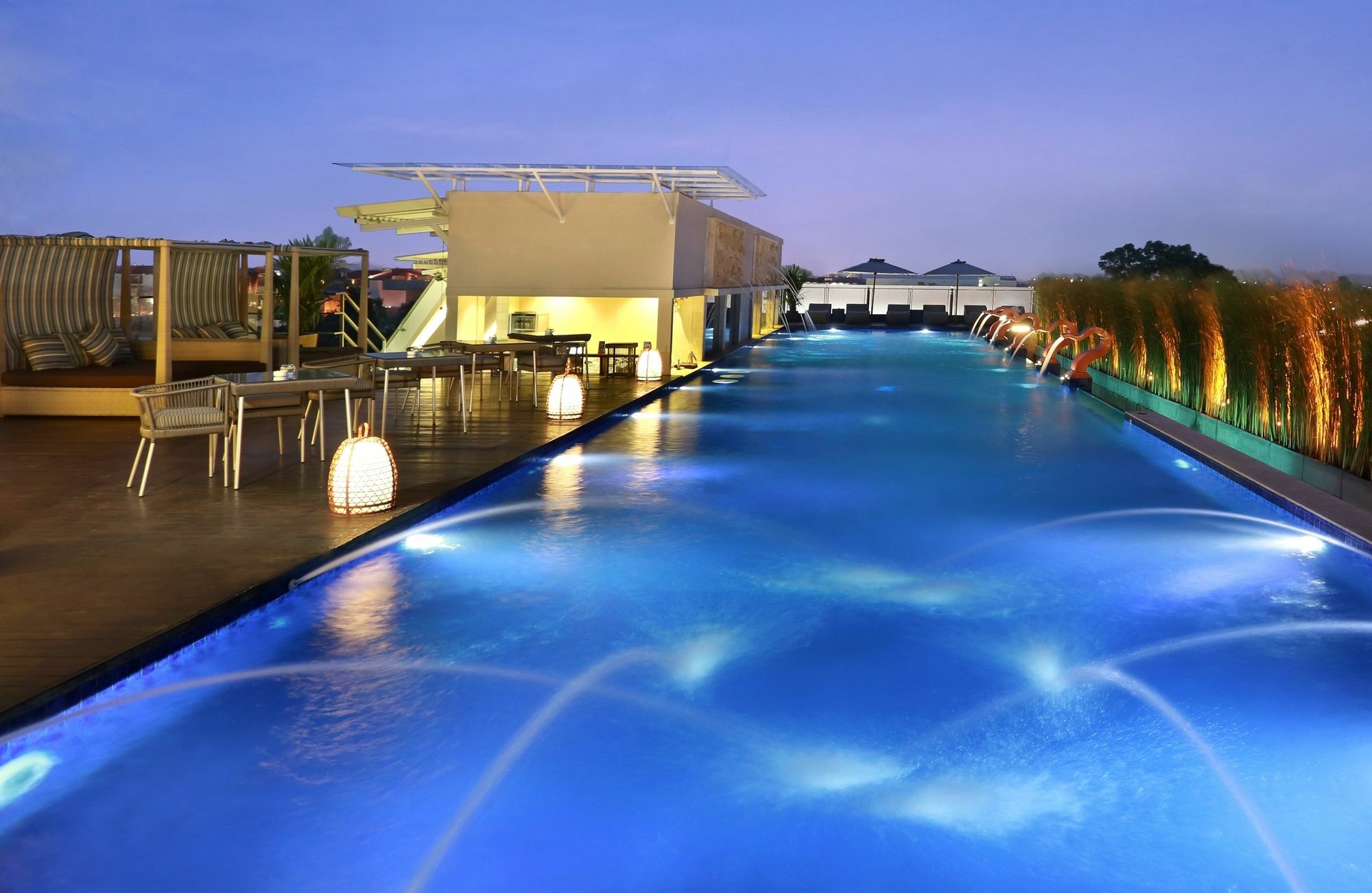 Mega Boutique 4* Kuta (Bali)