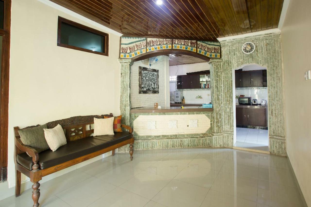 Blanjong By Ecommerceloka Guest house Sanur (Bali)