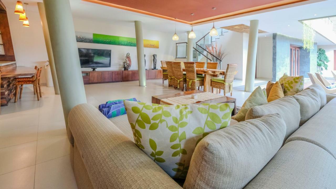 Villa The Kasih &