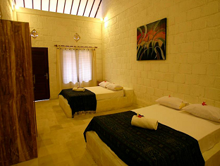 Guest house Padang Padang Breeze